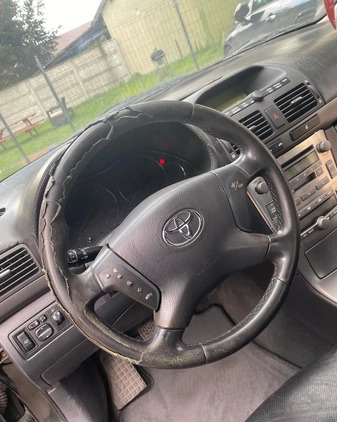 Toyota Avensis cena 8999 przebieg: 267000, rok produkcji 2006 z Świdwin małe 154